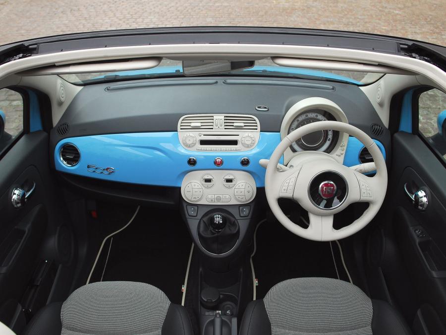  Fiat 500C TwinAir 2010 года  (UK) (фото 2 из 16)